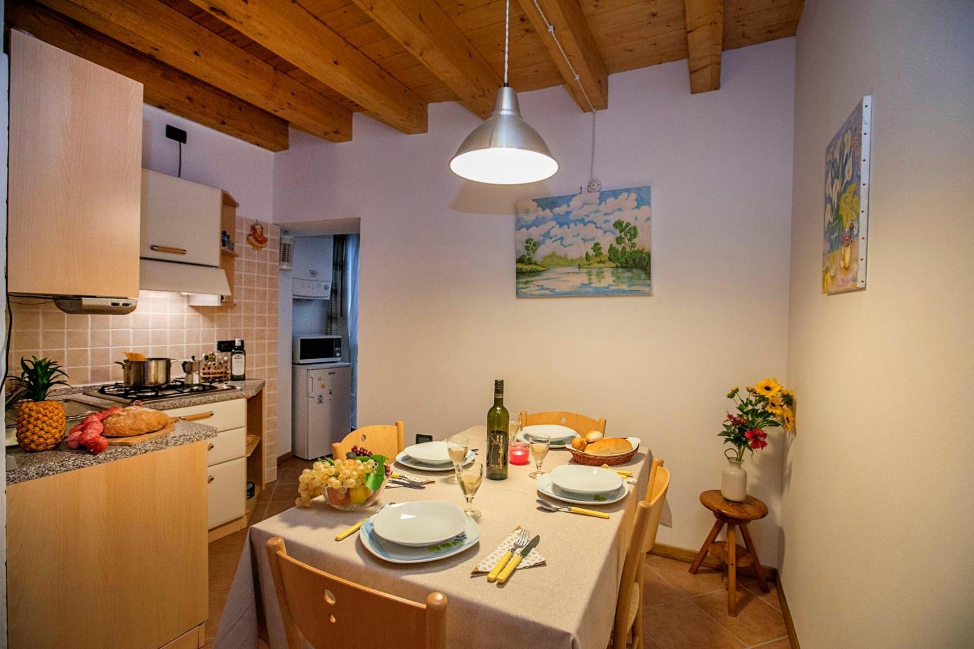 Appartamento Centro Storico Riva - Happy Rentals Exteriör bild